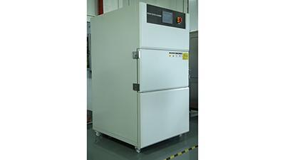 Испытание на воздействие ультрафиолетового излучения